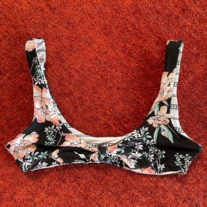 NWOT Reversible Rip Curl Bra-style Bikini
